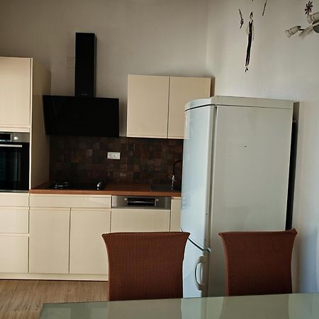 Family Friendly Seaside Apartments Brodarica, Sibenik - 4833 Бродарика Екстериор снимка