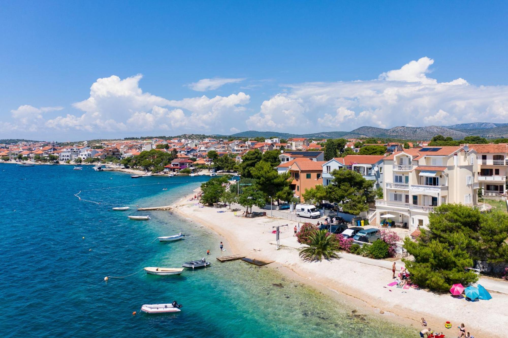 Family Friendly Seaside Apartments Brodarica, Sibenik - 4833 Бродарика Екстериор снимка