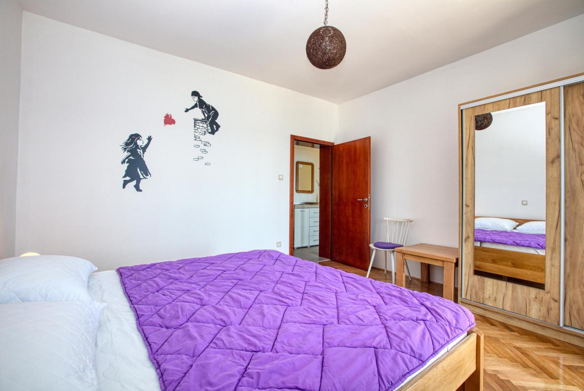 Family Friendly Seaside Apartments Brodarica, Sibenik - 4833 Бродарика Стая снимка