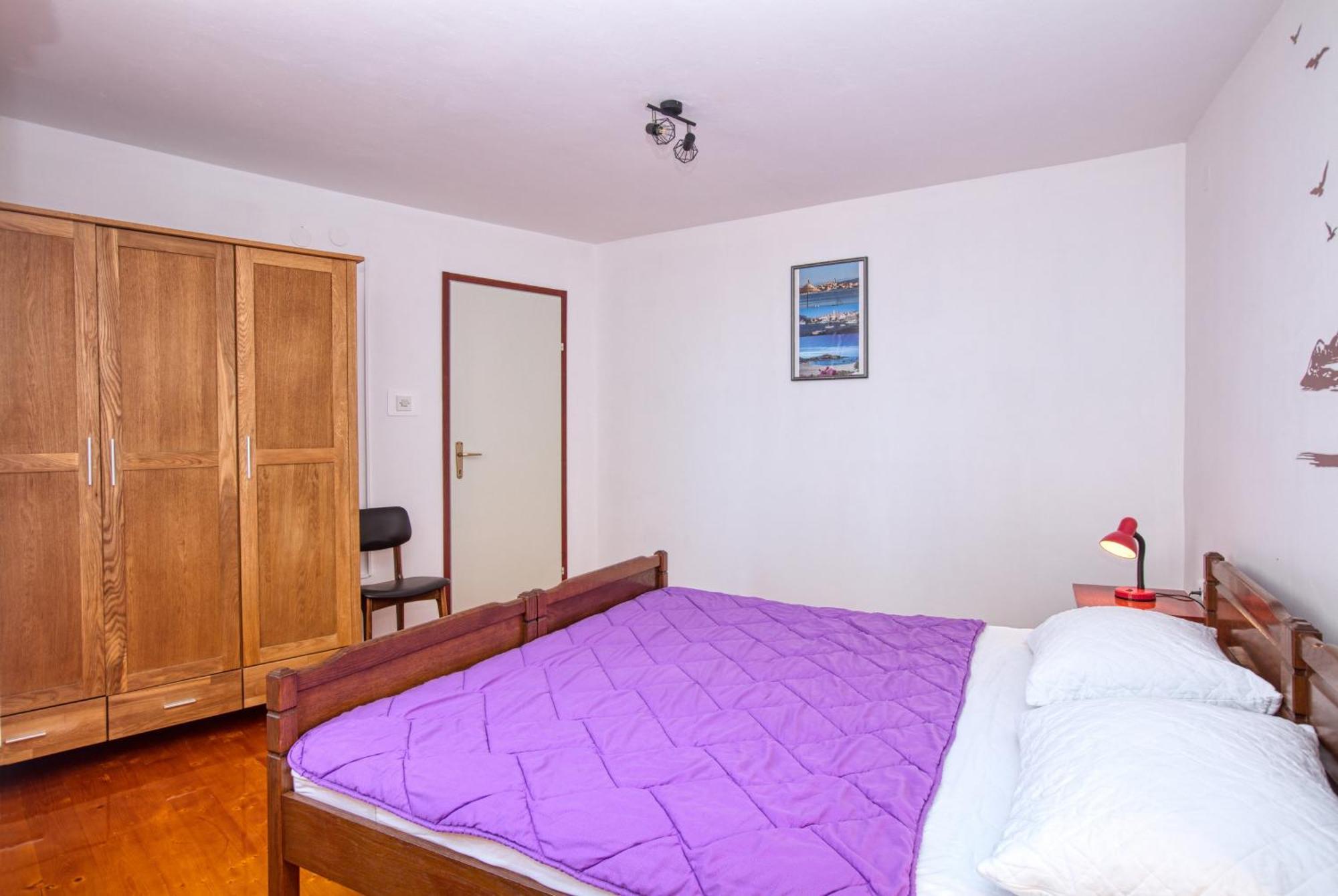 Family Friendly Seaside Apartments Brodarica, Sibenik - 4833 Бродарика Стая снимка