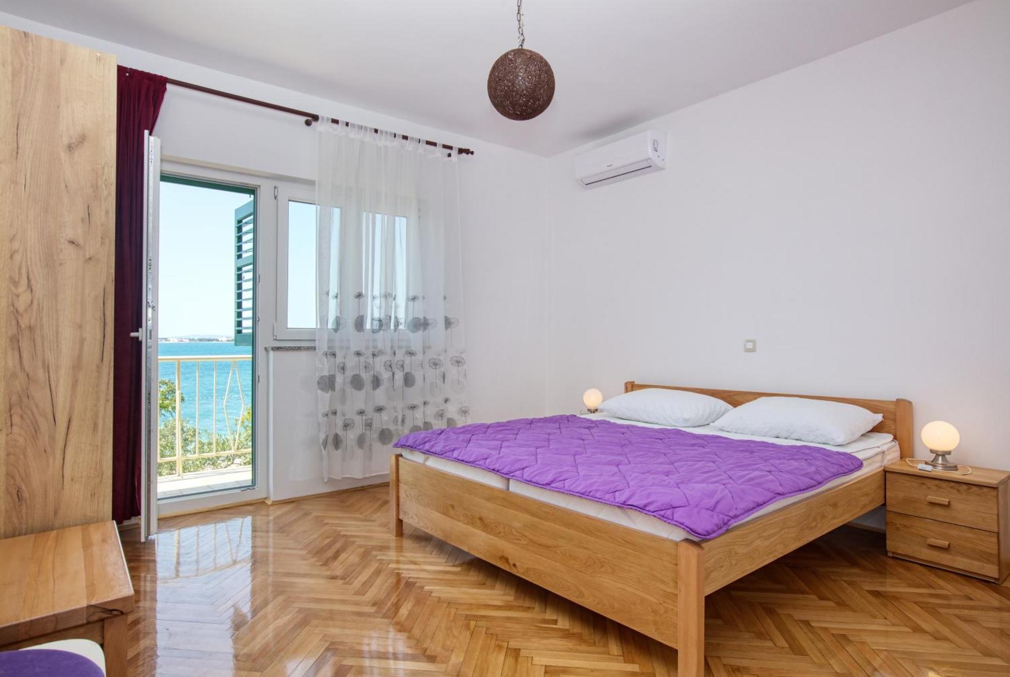 Family Friendly Seaside Apartments Brodarica, Sibenik - 4833 Бродарика Екстериор снимка
