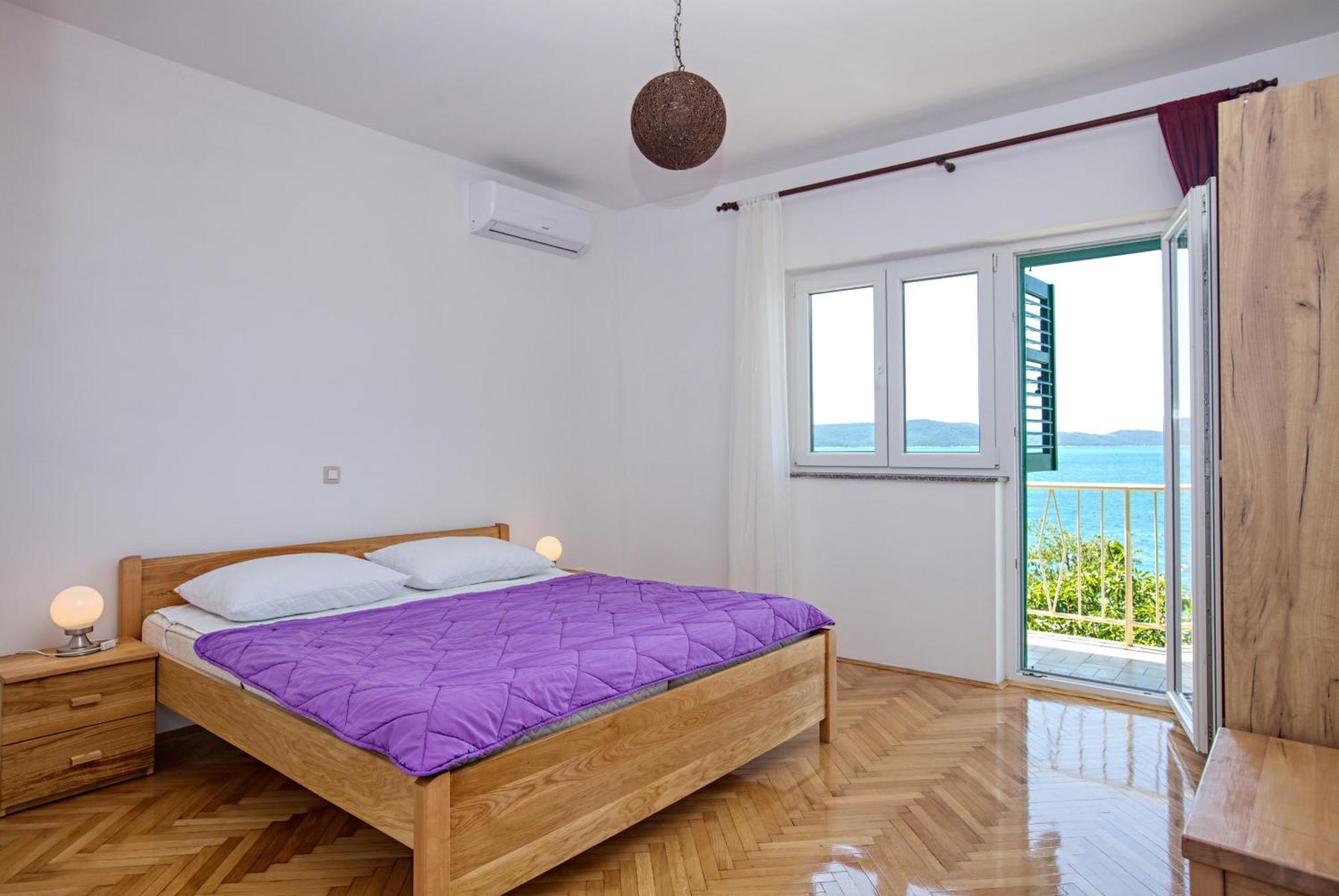 Family Friendly Seaside Apartments Brodarica, Sibenik - 4833 Бродарика Екстериор снимка