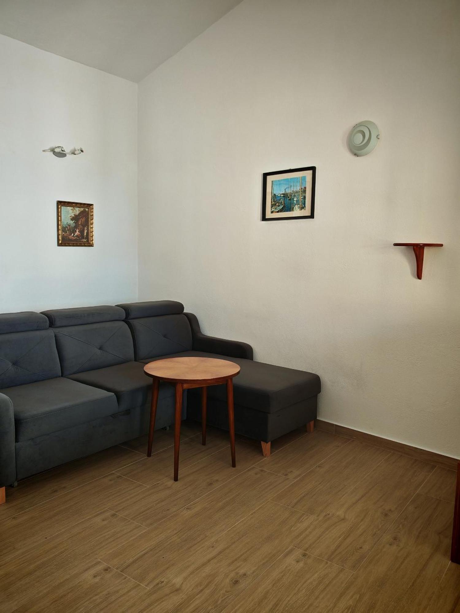 Family Friendly Seaside Apartments Brodarica, Sibenik - 4833 Бродарика Екстериор снимка