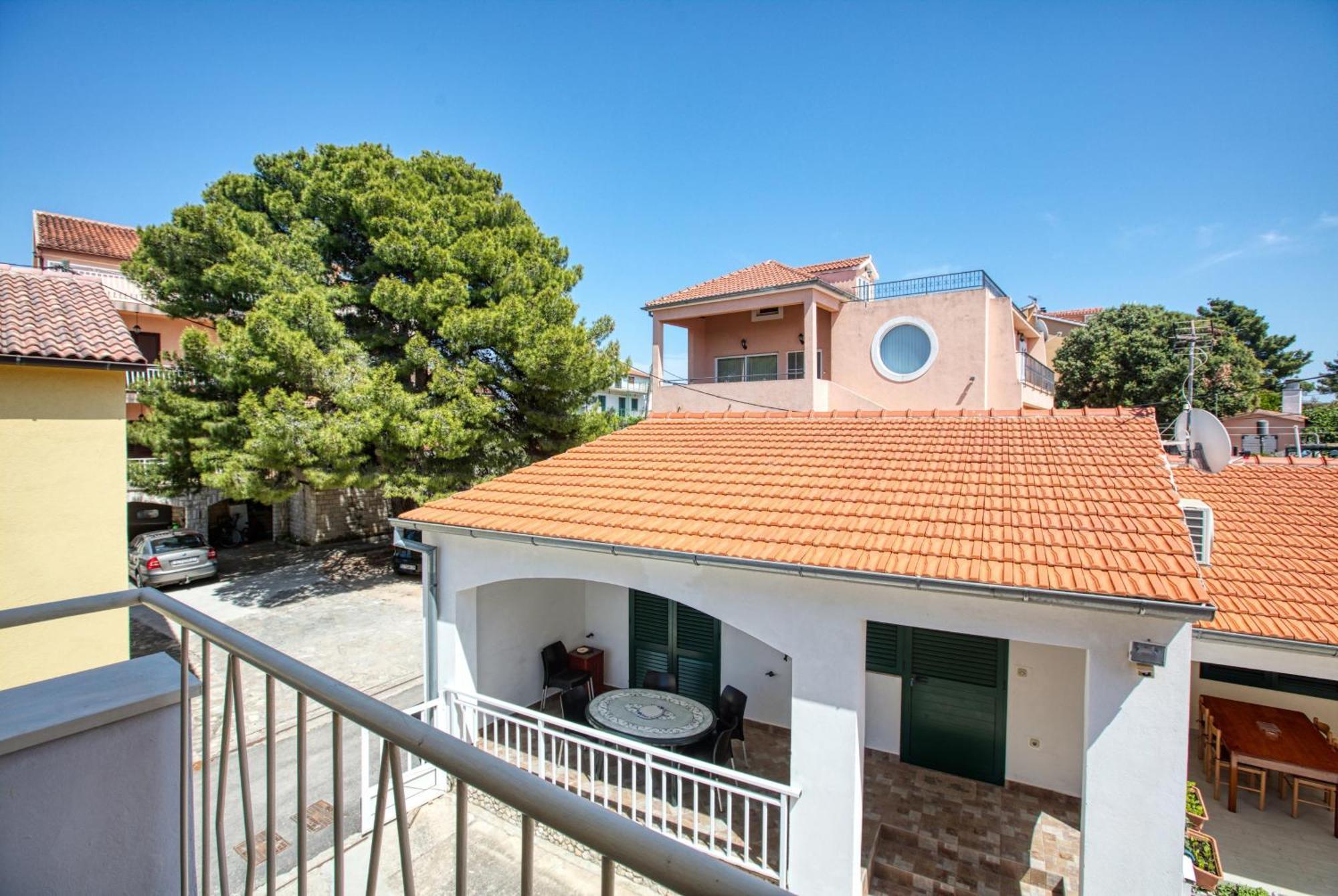 Family Friendly Seaside Apartments Brodarica, Sibenik - 4833 Бродарика Екстериор снимка